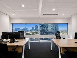 Gateway East (D7), Office #600645361